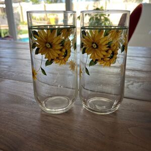 Thomson Pottery Sunflower Tumblers Glasses x 2